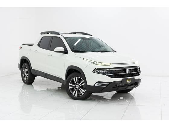 FIAT TORO 2.0 16V TURBO DIESEL FREEDOM 4WD AT9 FIAT TORO 2.0 16V TURBO DIESEL FREEDOM 4WD AT9